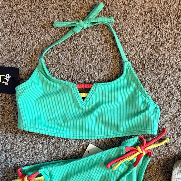 NWT Art Class Green Bikini with Floral Shorts Sz M (8) - Picture 6 of 6